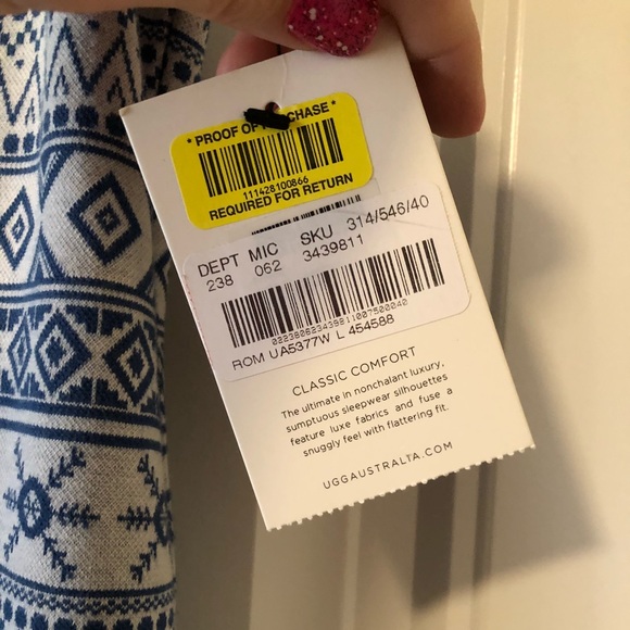 ❤️ 💯 % AUTHENTIC UGG AUSTRALIA BRAND NWT ❤️ - Picture 8 of 8